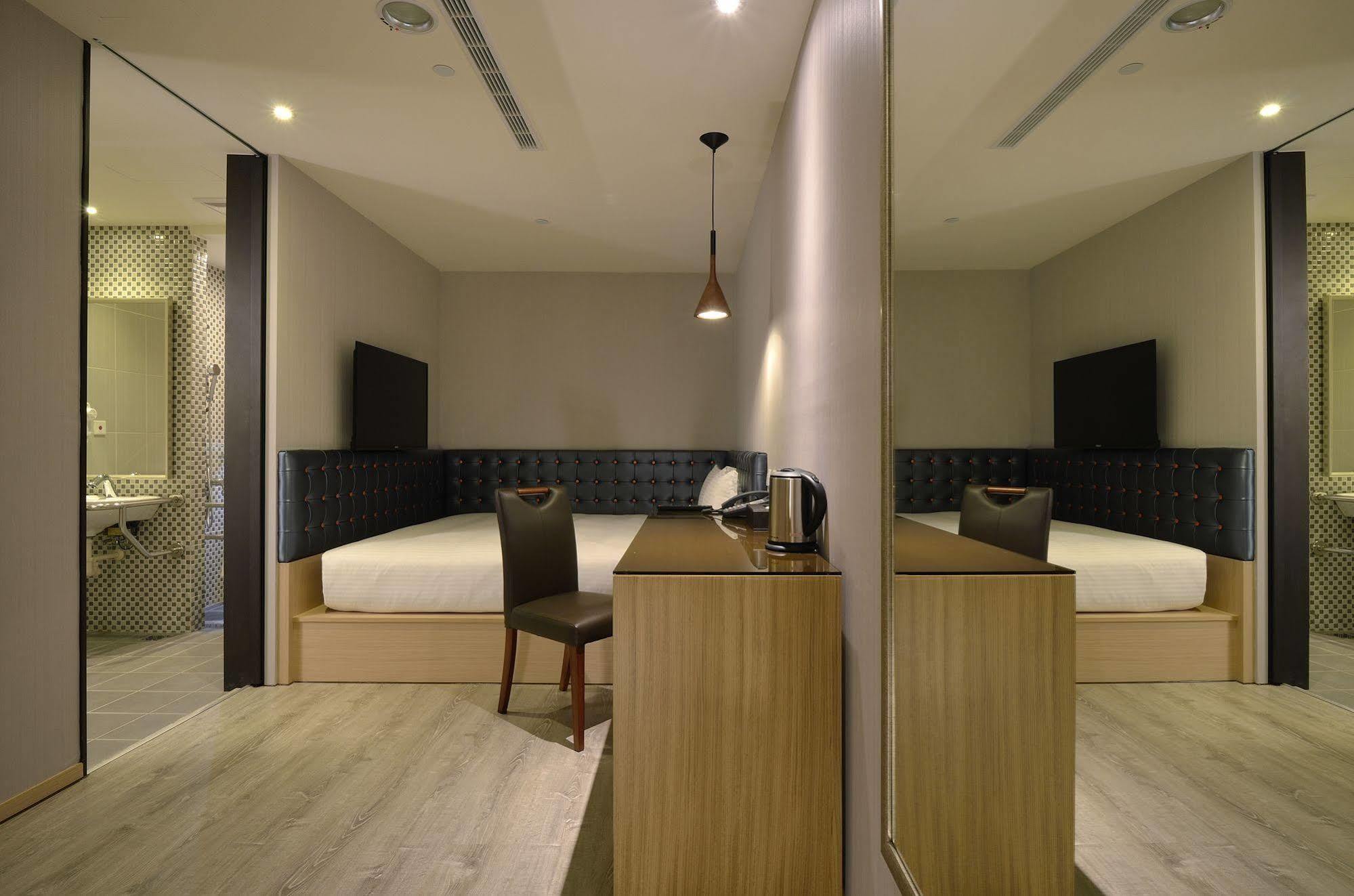 Stay Hotel - Taichung Yizhong Exterior photo